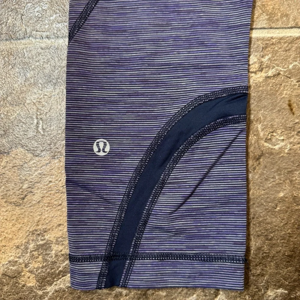 Lululemon-Run: Inspire Crop II - Sz 6 - Wee Are From Space Deep Indigo - Picture 9 of 12